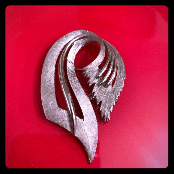 JJ Jonette Jewelry - VINTAGE JJ JONETTE BROOCH